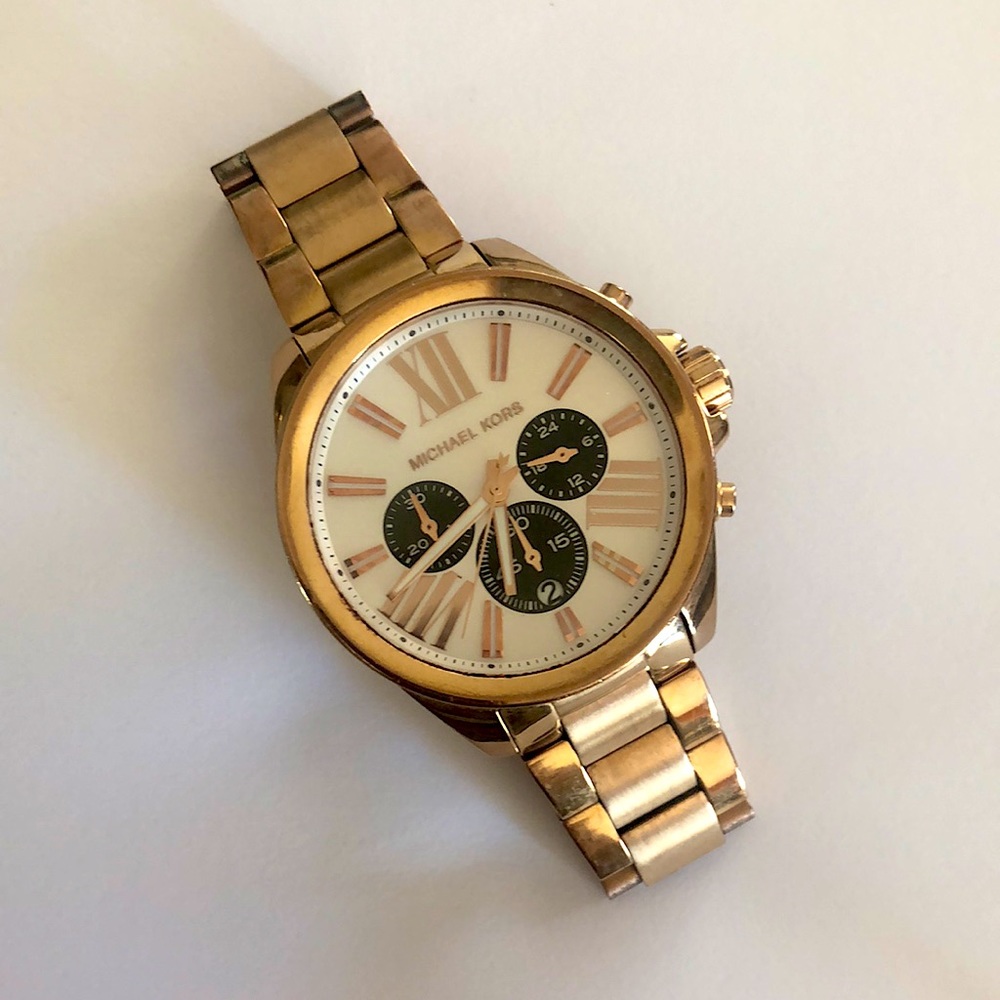 Michael kors watch.